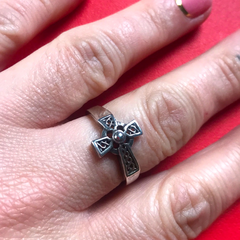 Ss Cross Ring
